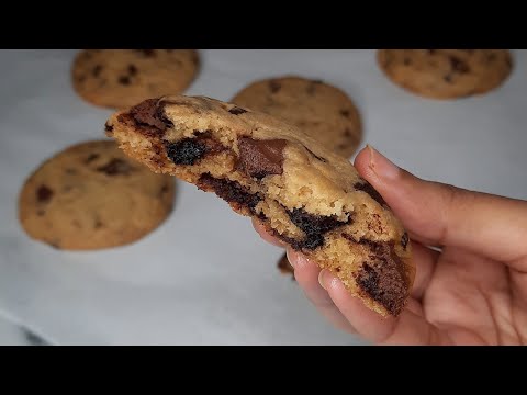 best chewy chocolate chip cookies 🍪