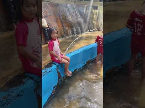 Naura Pipis Di Kolam Renang 😂 #shorts