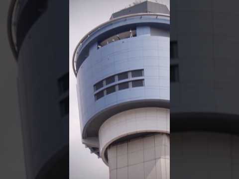 FAA looking to fire LaGuardia controllers after March crash