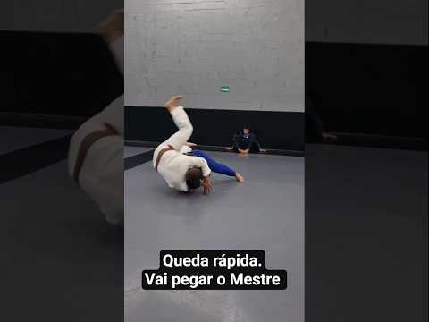 Olha o que ele falou e fez com mestre dele #bjj #jiujitsu