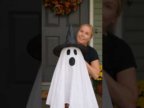 You NEED to try these spooky DIY ghosts for Halloween! 🎃 #diy