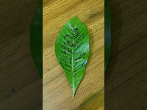 Leaf Art 🎨 (Ganesh art)#shortsfeed #art #leaf #ganesh