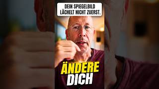 ⁣Spiegelbild: So funktioniert Manifestieren wirklich – Geheimnis enthüllt!