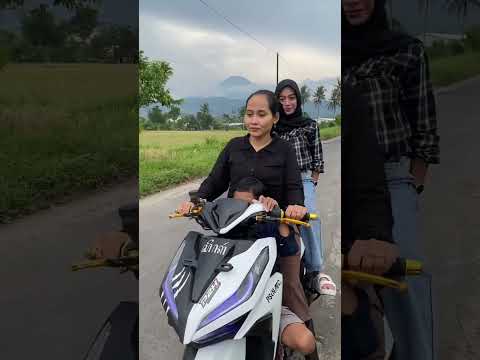 Tersangka pencuri motor ENTHUL‼️