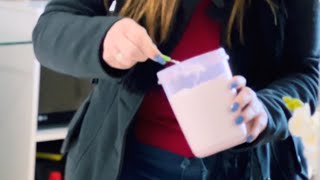 Patroa humilha empregada por um prato de comida😭