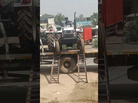 Eicher tractor asa laya jata hai #automobile #farming