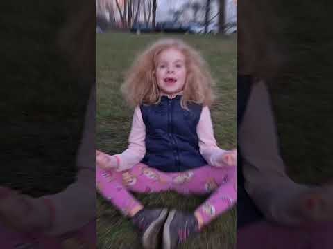 Novinky z TV PRO DĚTI hlasatelky Káji! 🎤😍  #prodeti #kája #funnyvideo #tv #aplikace #reels #fun