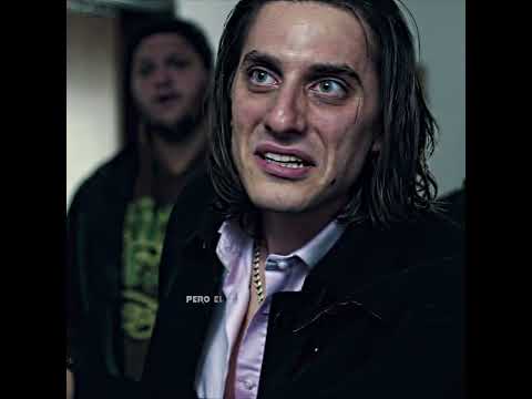 Un hombre adquiere superpoderes tras caer en aguas residuales nucleares. #movie #foryou #shorts