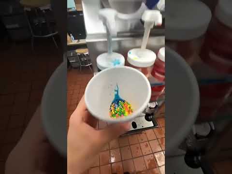 خلطت كل الآيس كريم في المول! 😱