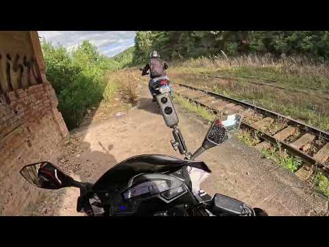 Fui de moto a uma estação de trem abandonada (ede 500)
