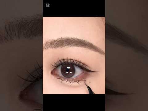 30-Second Eye Makeup Tutorial for Beginners | Draw Eyeliner Down to the Bottoms! 👁️#eyemakeup #short