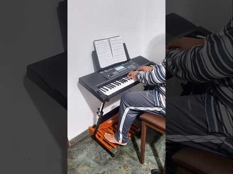 hino 58 no teclado com pedaleira #ccb