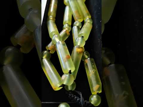 产量非常少的金草花玉石项链