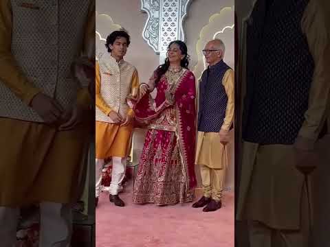 jab Juhi Chawla Ne Jay Mata ki shaadi kitne logon Ne khoob majak Udaya!! #shortvideos #bollywood