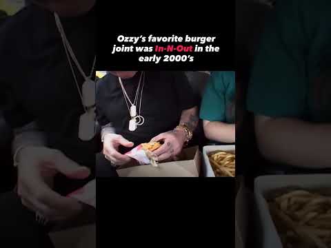 Ozzy is enjoying his burger with family 🍔 #ozzyosbourne #kellyosbourne