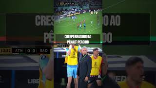 CRESPO REAGINDO AO PÊNALTI PERDIDO