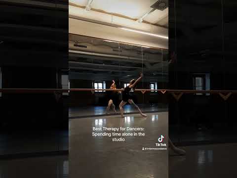 Spending time alone in the studio is best therapy for #ballet dancers | Intermezzo Ambassadors