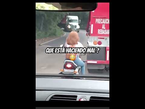 Alguien puede notarlo? #bikers #mujeres #motos #automobile