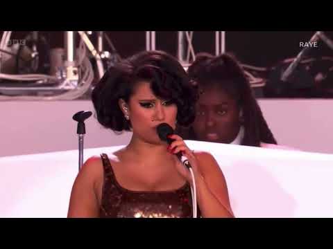 RAYE - Flip A Switch. / Decline (Reading Festival 2024)