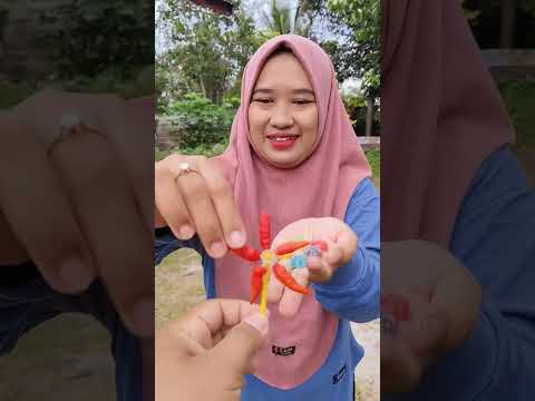Kumpulan video eskrim icecream 192 bagi bagi permen kipas yupi stars cabe pedas