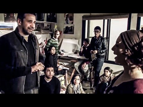 لما تقولك تعالى الشقة انا لوحدي فتروح تلاقي معاك 40 واحد مستني دورهم 😂😂