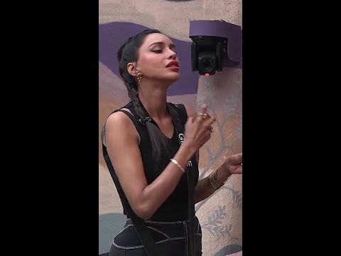 വീട്ടില്‍ വെറും comedy piece ആണ്.