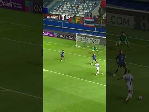 Uilliam Barros cetak gol untuk Persib!