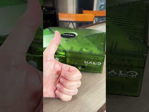 Master Chief Takes on the Atari? A Retro HALO Adventure!