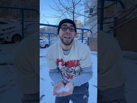 МЛАДШИЙ БРАТИК и СНЕЖОК