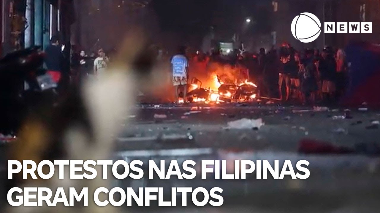 Manifestantes e policiais entram em confronto durante protestos nas Filipinas