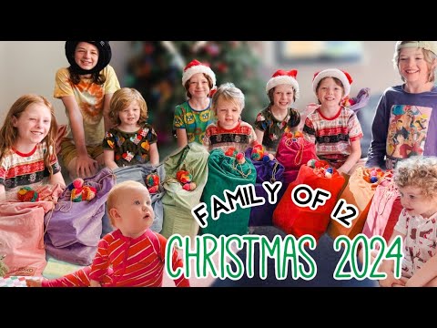 10 KIDS ON CHRISTMAS DAY | Family of 12 w/ Twins + Triplets