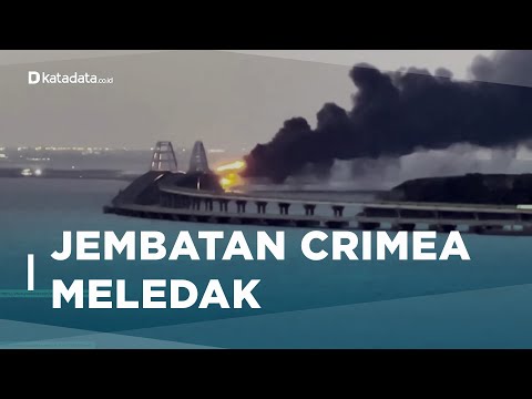 Putin Murka Jembatan Crimea Meledak, Apa Sebabnya? | Katadata Indonesia