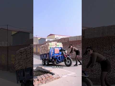 Heavy-duty four-wheel drive cross-axle tricycle, a good helper for farmers in dump tricycle, sup