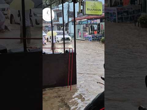 Flooding in Soi Nanai!