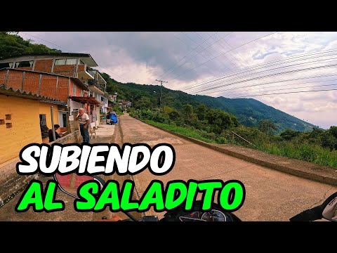 Llegamos a Un Pueblito en las Montañas de Cali