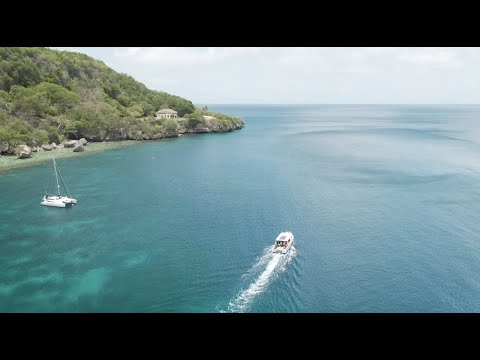 Extra Divers Christmas Island with Destination WA