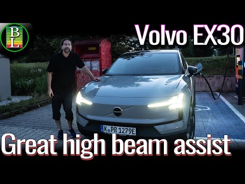 I show you, how the Volvo EX30 is at night