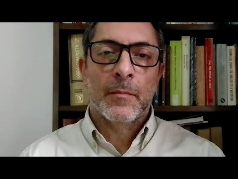 What is Israel trying to achieve with its strikes on Syria?