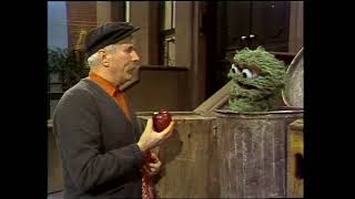 1254 - Oscar Buys an Apple 