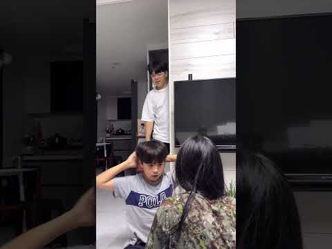 형 누나와 놀면 안 되는 이유  #남동생 #여동생 #손목게임