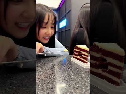 This girl reaction was epic.