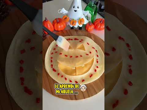 Una divertida tortilla rellenas de queso para Halloween #tips #amadecasa #ideas #Halloween #snacks