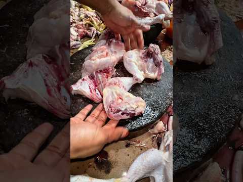potong 5 untuk ayam lalapan,skill potong daging ayam #cuttingskills #chicken #shorts #short