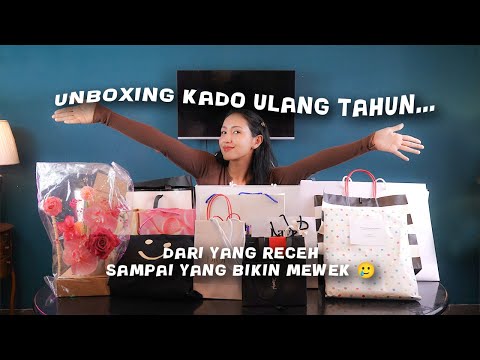 ISINYA APAAN NIH?! Unboxing Kado Ulang Tahun Nadia Alaydrus Sampai NANGIS 😭🎁