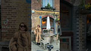 RAYE visiting her Nightingale Lane Plaque. #raye #fyp #nightingalelane #iconic #rayestans