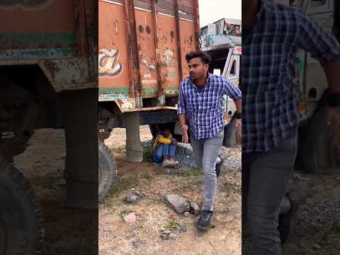 Yaari mein kaun kya hai | bhai bhai 😭#sad #story #sadstory #bhai #youtubeshorts #viral #shorts