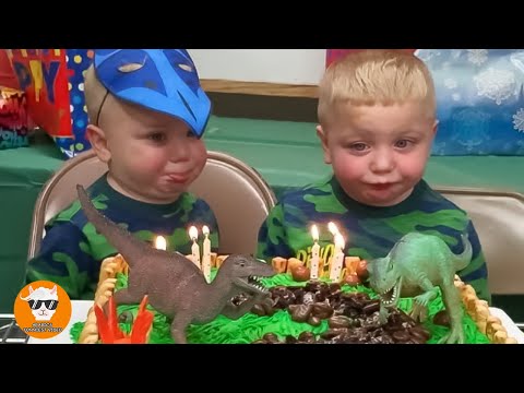 Baby Crying Because of Blowing Candles FAILS #4 โ
Funny Babies Blowing Candle Fail