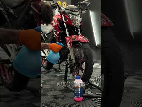 A Twister dos adesivos voltou... #honda #twister #shorts