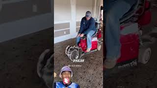 LIAT DEH! MESIN INI NGELUPAS LANTAI SAMPE PUAS BANGET! #shorts