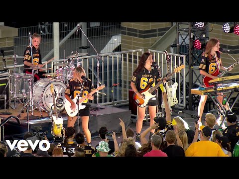 The Beaches - Money (Live From CFL Thursday Night Football Concert Series)